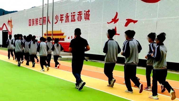 乐成教育,广东叛逆孩子教育学校：教会孩子选择——童年播种，一生乘凉！