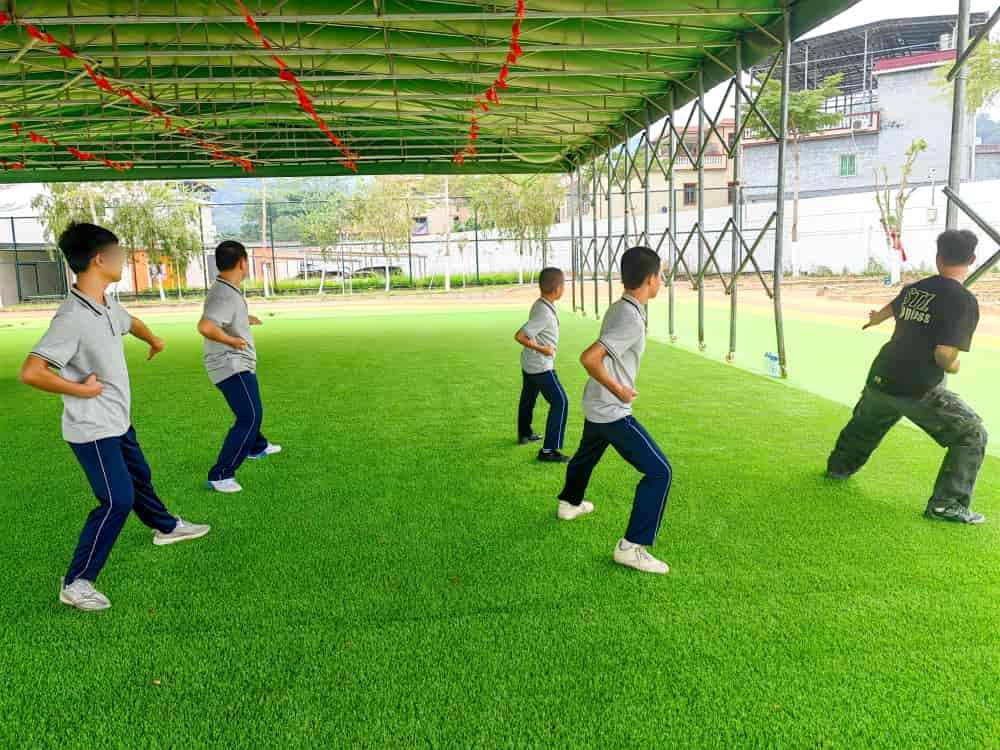 广州叛逆孩子教育学校,广东乐成教育招生电话14758970750