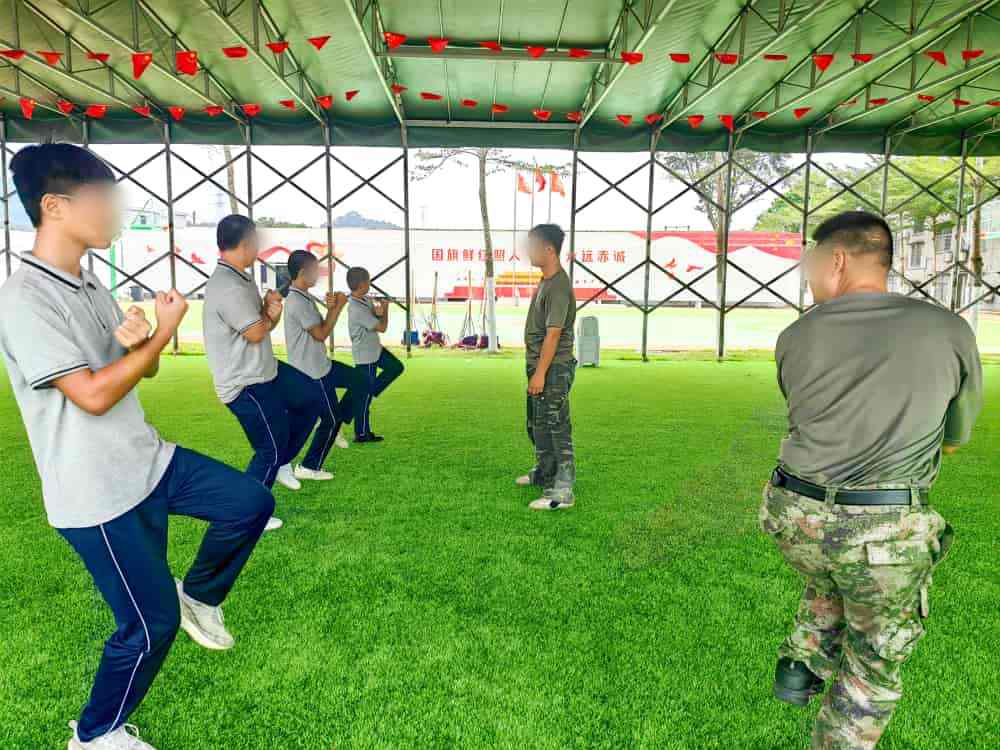 广东叛逆孩子教育学校,广东乐成教育招生电话14758970750