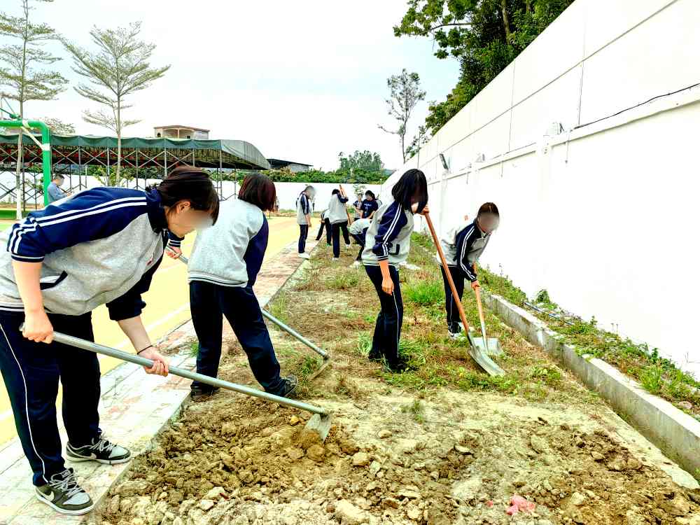 东莞叛逆孩子教育学校,广东成长教育学校招生电话14758970750