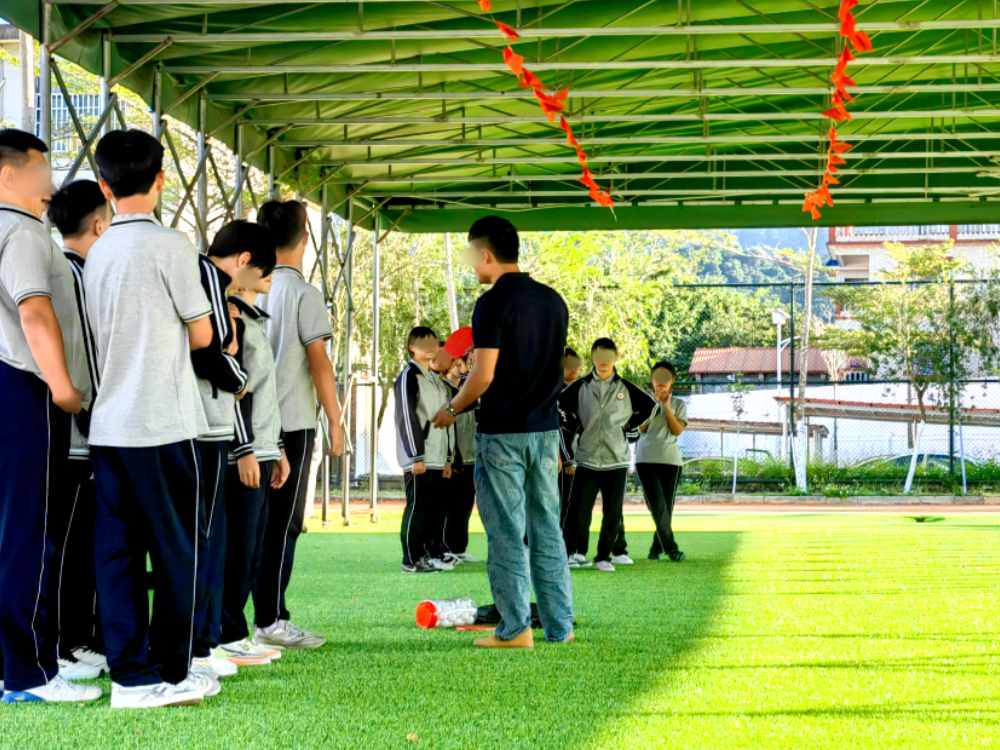 东莞叛逆孩子教育学校,广东成长教育学校招生电话14758970750